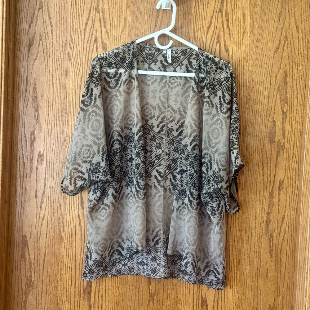 Studio Y Boho Aztec Geometric Sheer Kimono Cardigan Small Festival Indie⁠